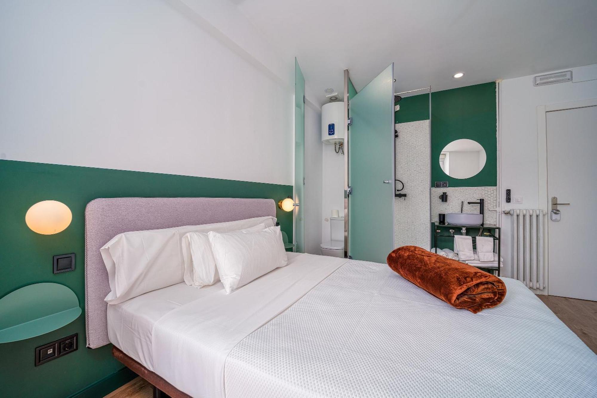 Angelitomad Hotell Madrid Exteriör bild