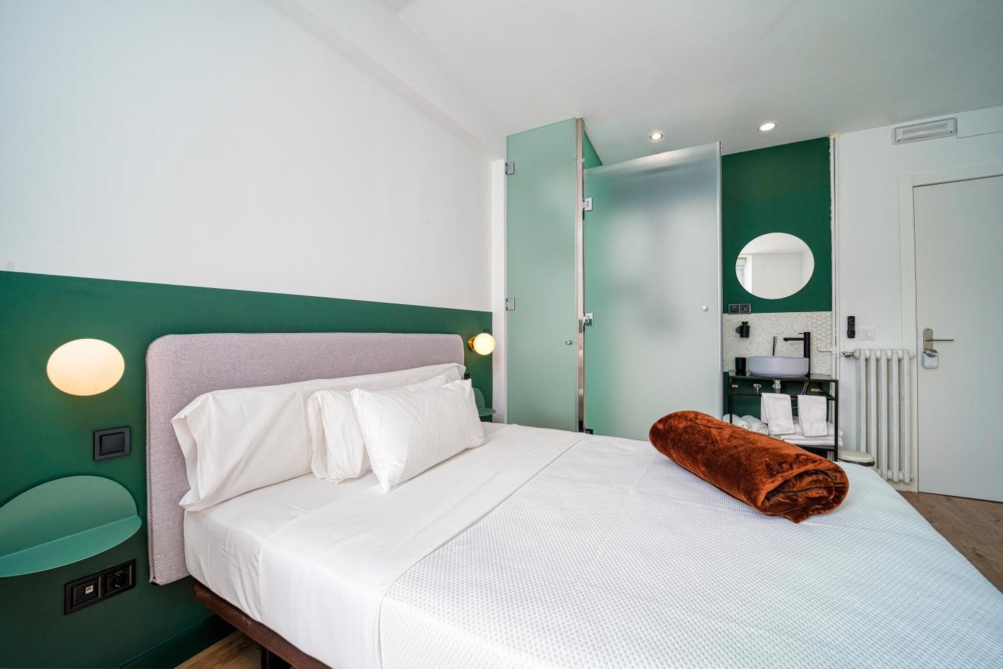 Angelitomad Hotell Madrid Exteriör bild